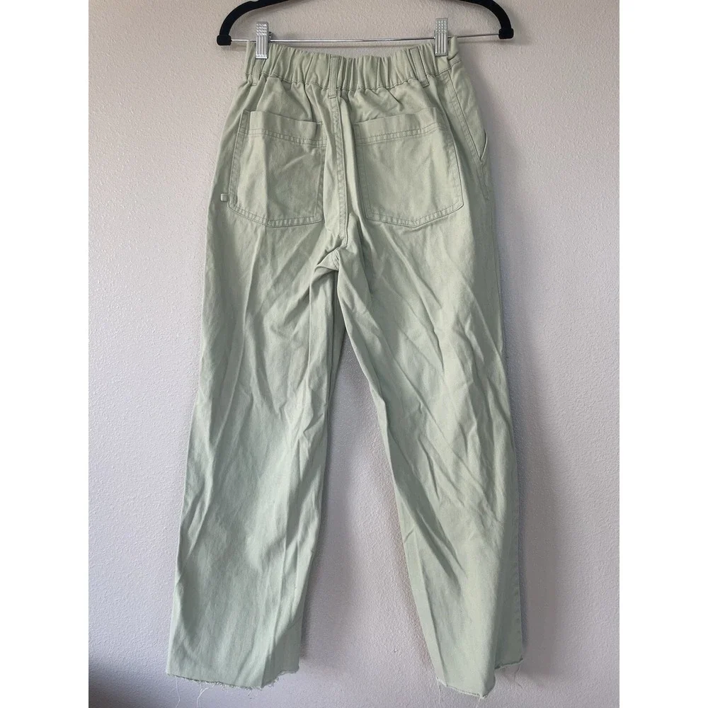 Forever 21 Light Green High Rise Wide Leg Casual Pants Women's‎ XS Fray Hem